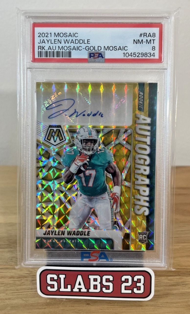 Jaylen Waddle 2021 Mosaic autographed rookie card RA-8, Gold Mosaic numbered to 10, PSA 8